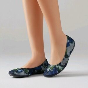 The Storehouse Flats Womens 8 Blue Green Floral Leather Foldable Ballet Flats